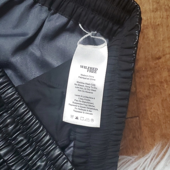 Wilfred Free Kadina Vegan Leather Pants, size M - Picture 7 of 7